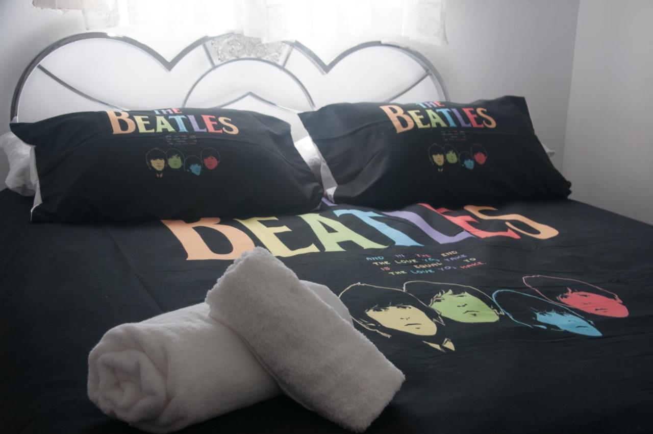 Casa Beatles Del Valle Pinos del Valle Екстериор снимка