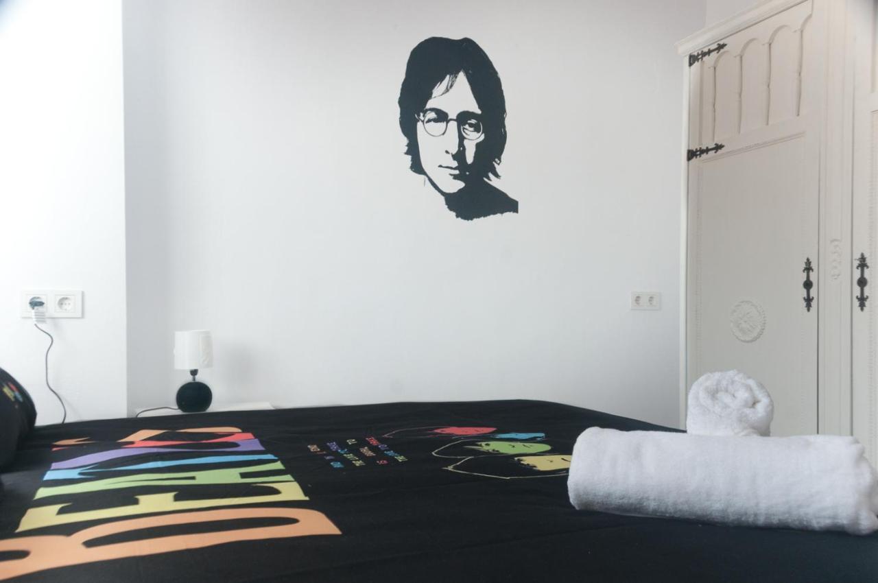 Casa Beatles Del Valle Pinos del Valle Екстериор снимка