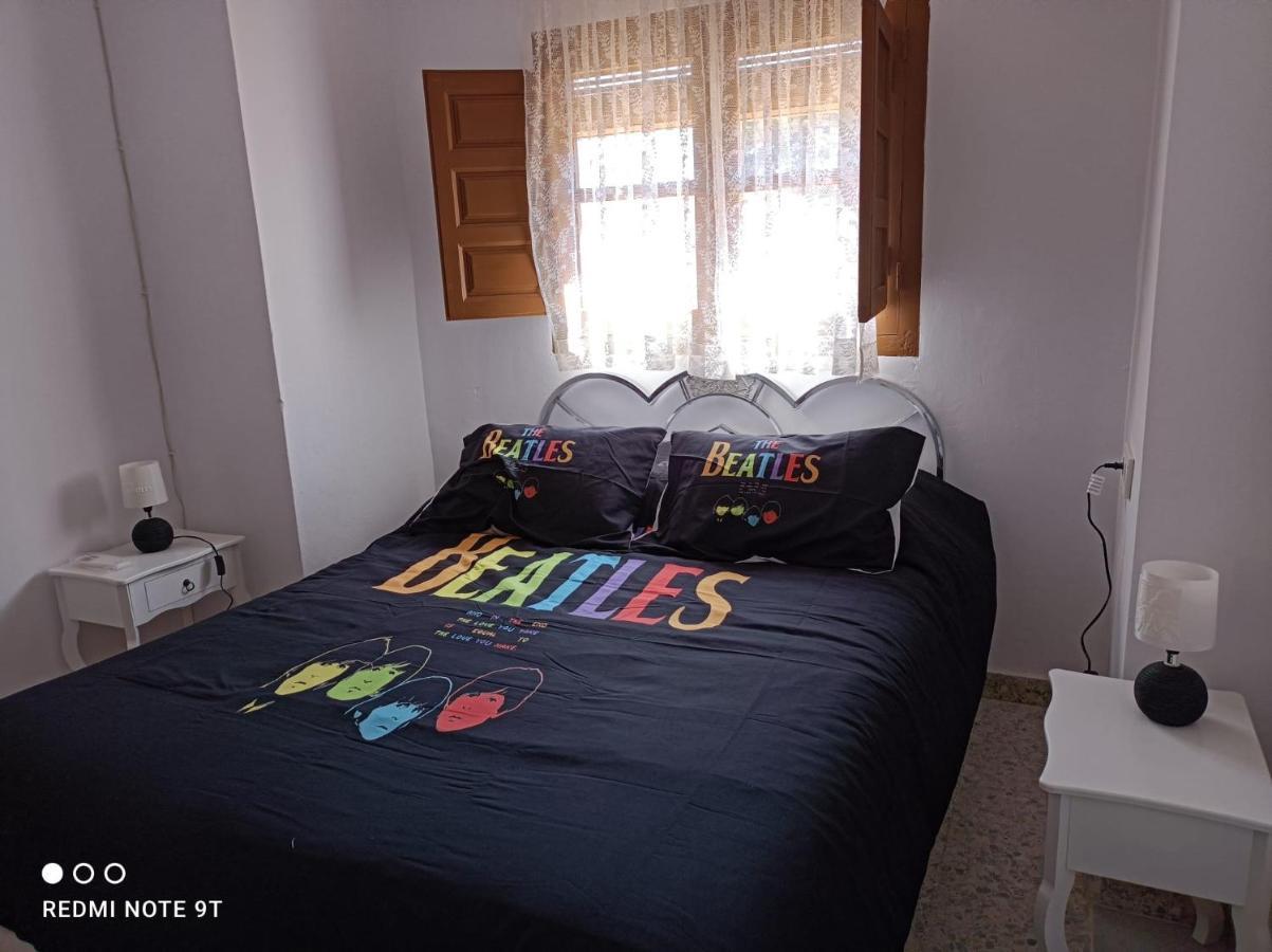 Casa Beatles Del Valle Pinos del Valle Екстериор снимка