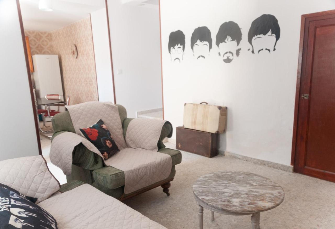 Casa Beatles Del Valle Pinos del Valle Екстериор снимка
