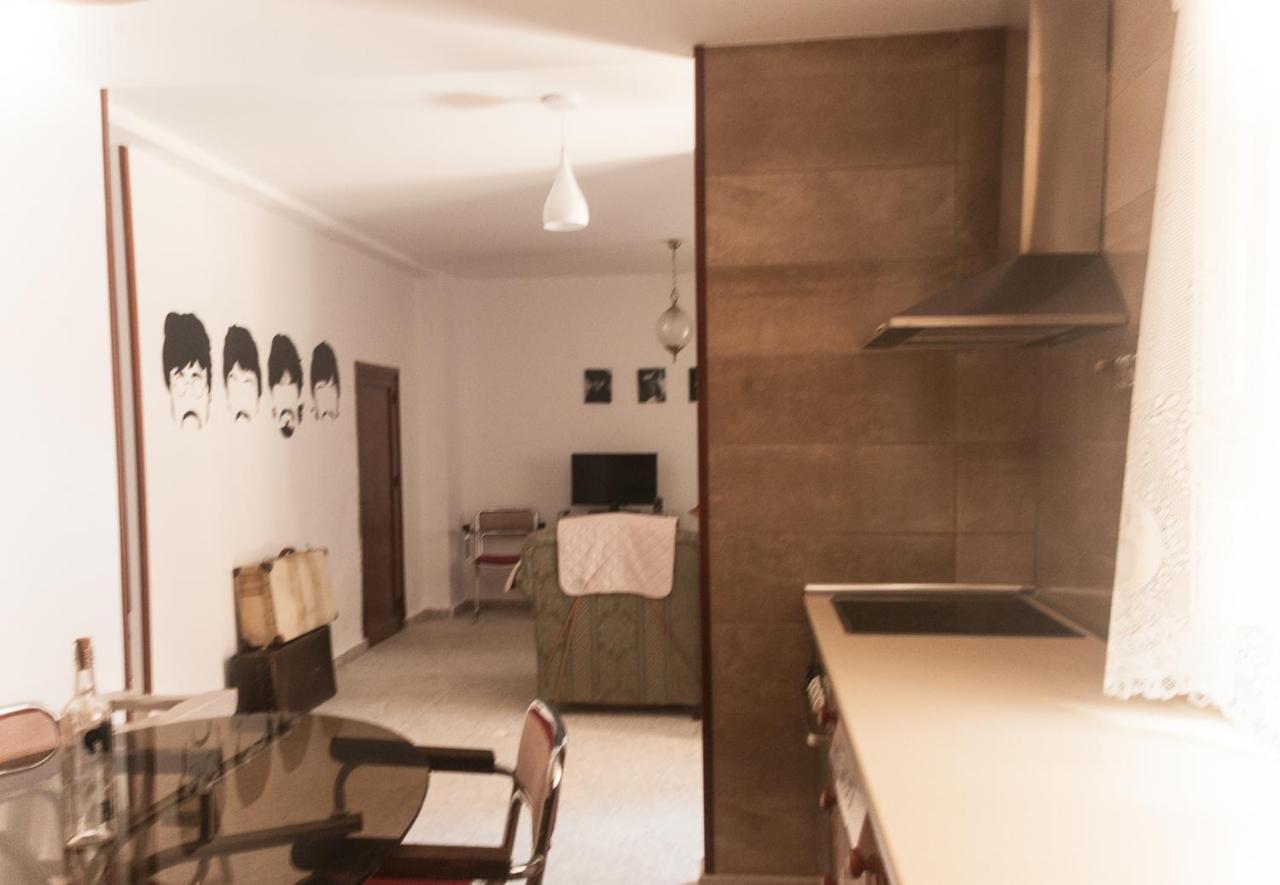 Casa Beatles Del Valle Pinos del Valle Екстериор снимка