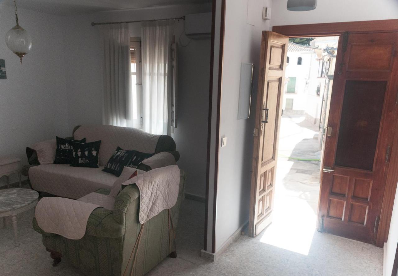 Casa Beatles Del Valle Pinos del Valle Екстериор снимка